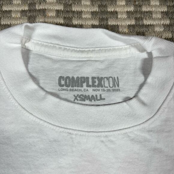 ComplexCon x Verdy Long Beach White Tee T Shirt Men’s Sz XS NEW - Picture 5 of 5